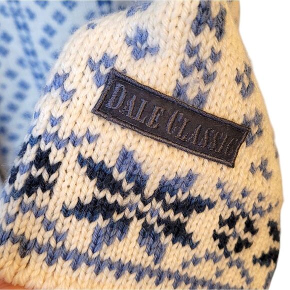 Dale of Norway Blue and White Fair Isle Button Front Pure Wool Sweater Size L - Picture 6 of 9
